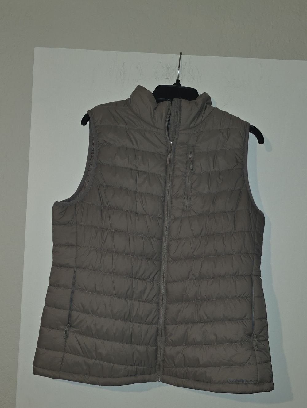 Eddie Bauer Quilted Puffer Vest in Taupe